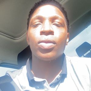 Meet your Posher, Emmanuel